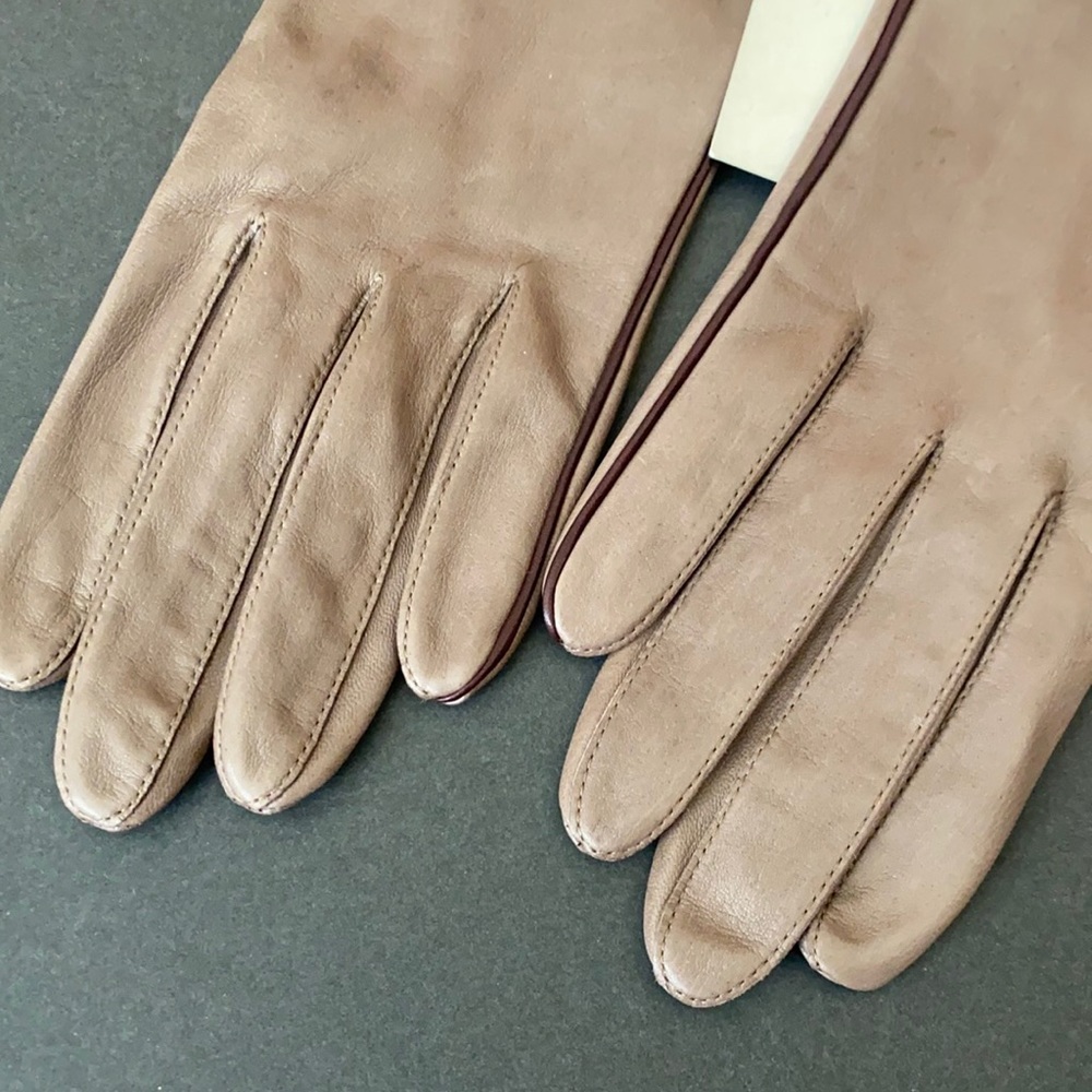 Anne Klein for Aris Gloves - Picture 6 of 7